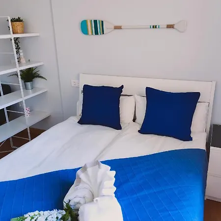 La Perla By Namaste Elite *