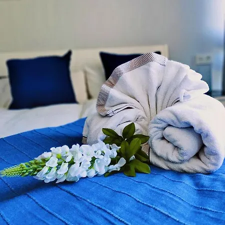 La Perla By Namaste Elite Torremolinos