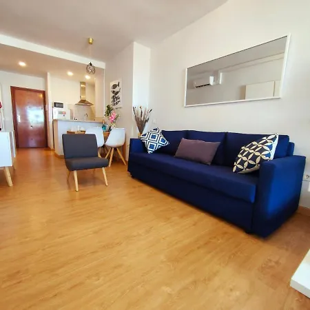 La Perla By Namaste Elite *